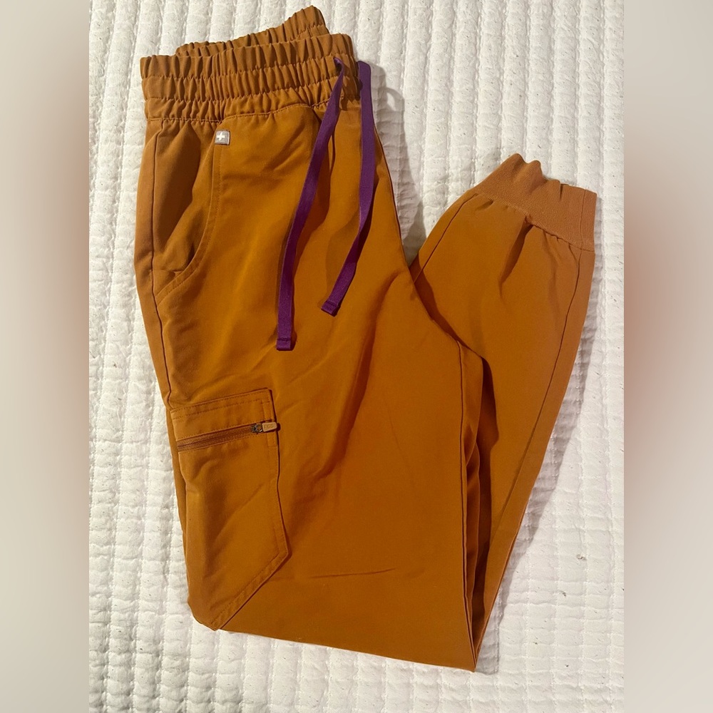 COPY - Figs scrub set